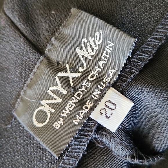 Onyx Nite one shoulder dress - Picture 11 of 11